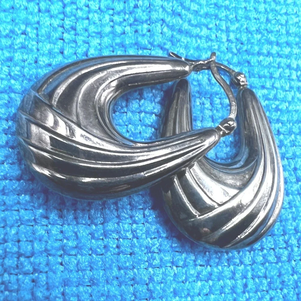 Sterling Silver 925 stamped Sculpted Hoop Earrings